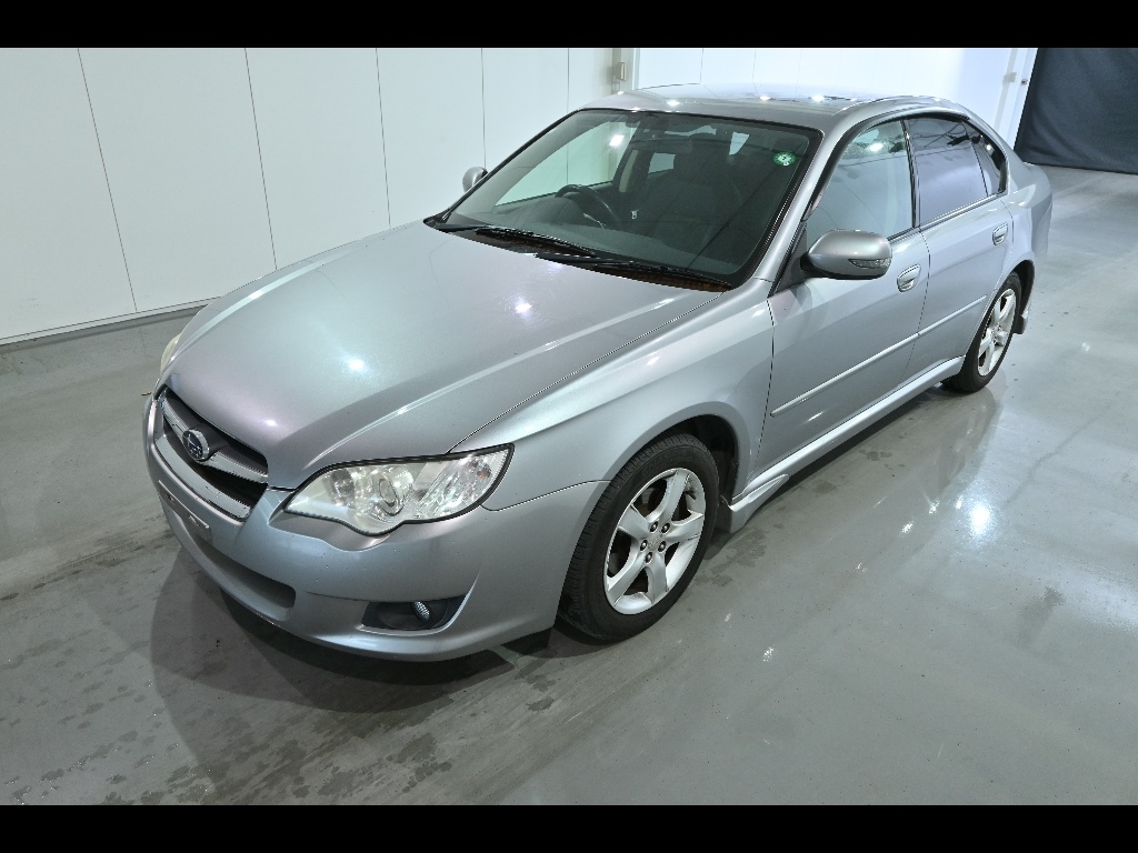 SUBARU LEGACY B4