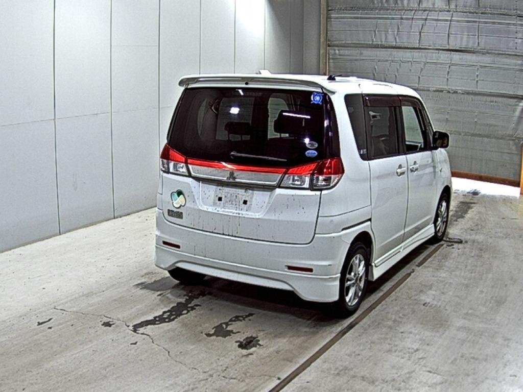 MITSUBISHI DELICA D:2