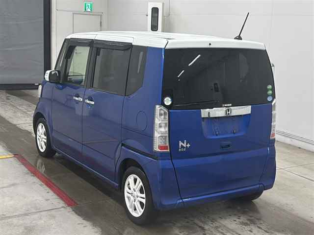 HONDA N-BOX+