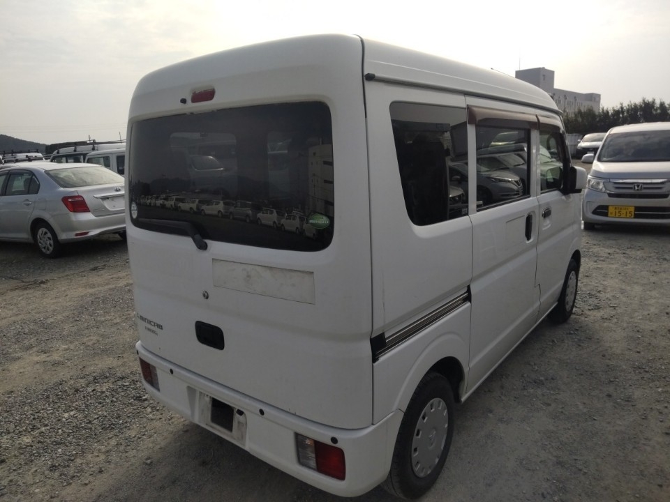 MITSUBISHI MINICAB