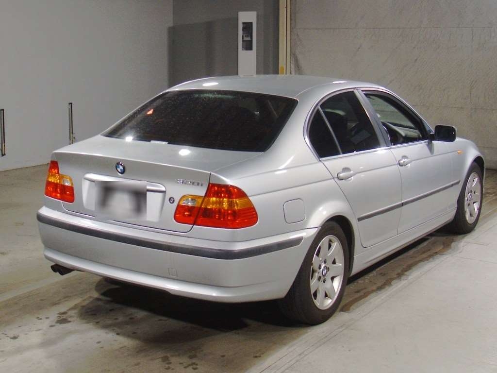BMW 3-SERIES
