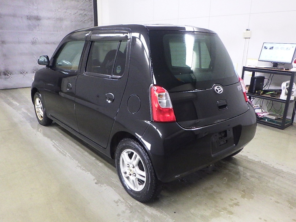 DAIHATSU ESSE