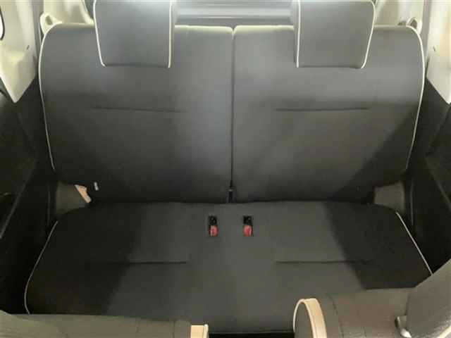 TOYOTA PIXIS SPACE