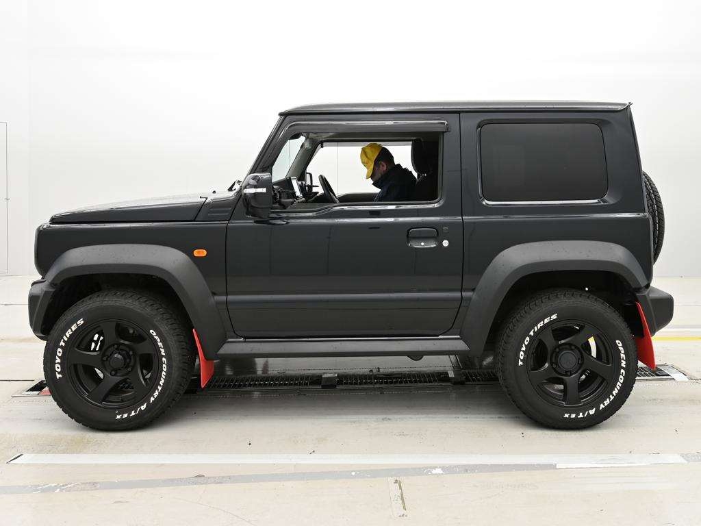 SUZUKI JIMNY SIERRA
