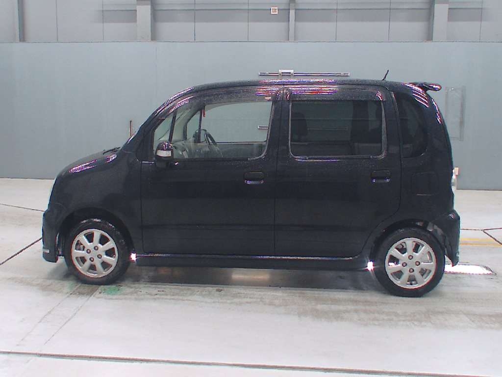 DAIHATSU MOVE LATTE