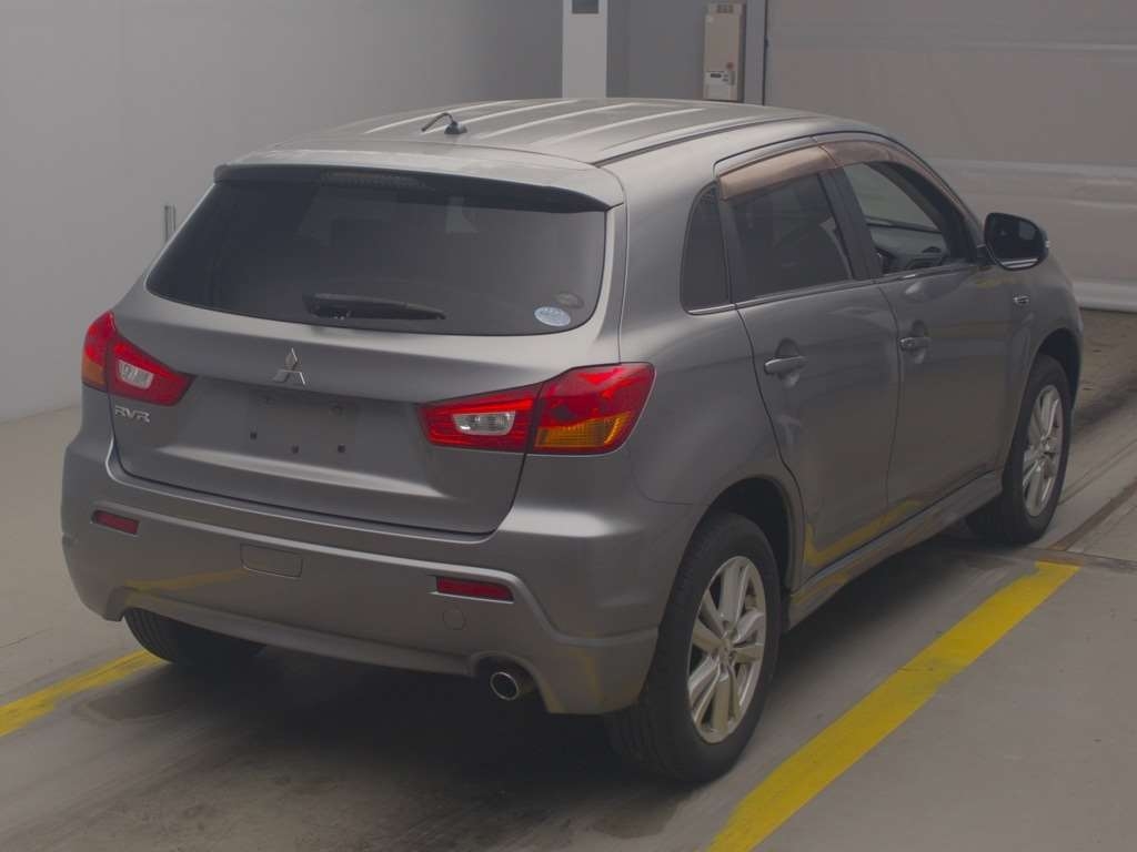 MITSUBISHI RVR