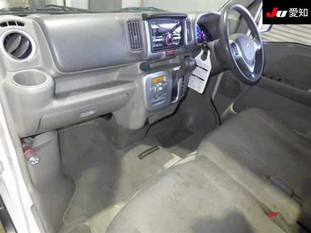 MITSUBISHI TOWN BOX