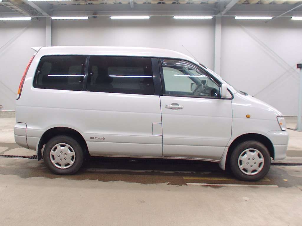 TOYOTA LITE ACE NOAH