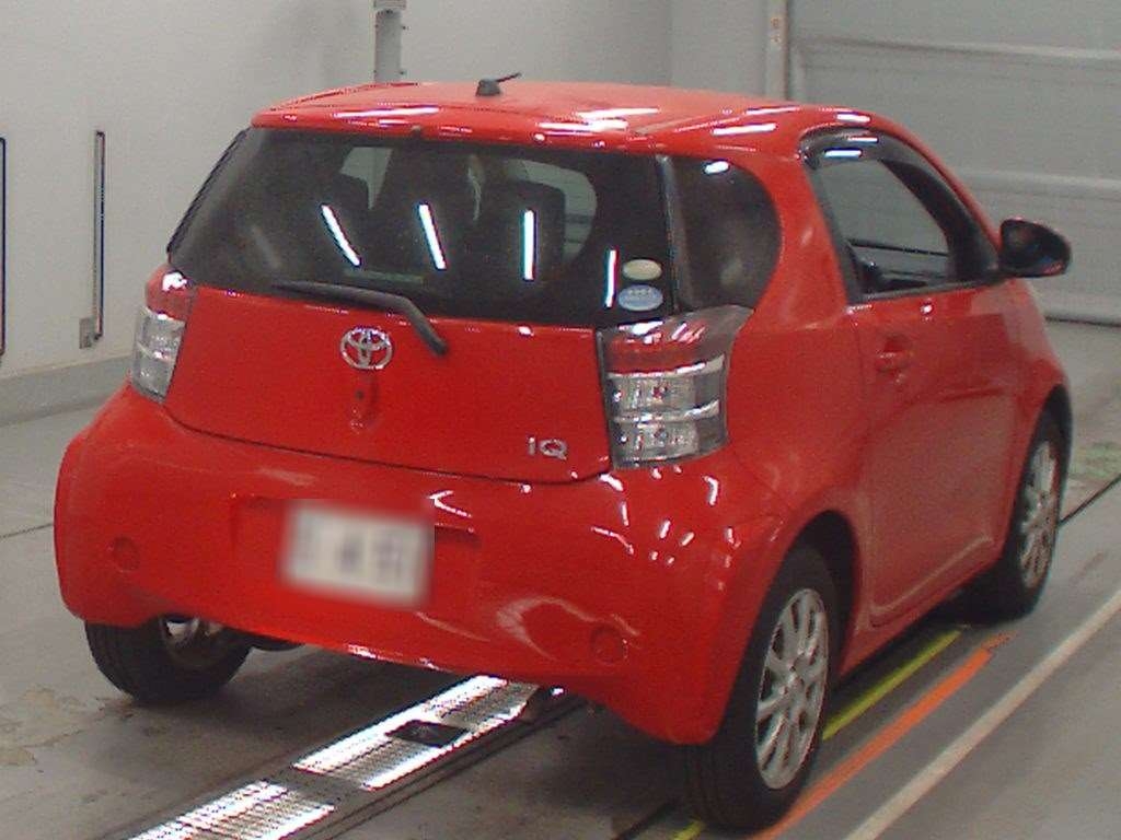 TOYOTA IQ