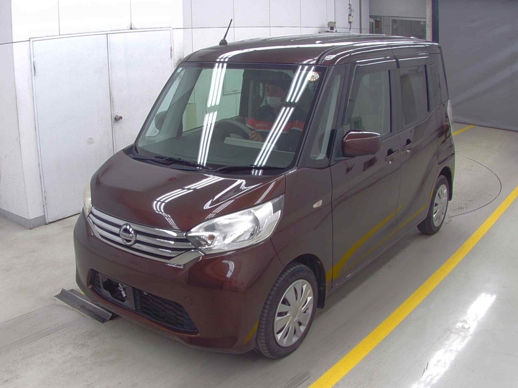 NISSAN DAYZ ROOX