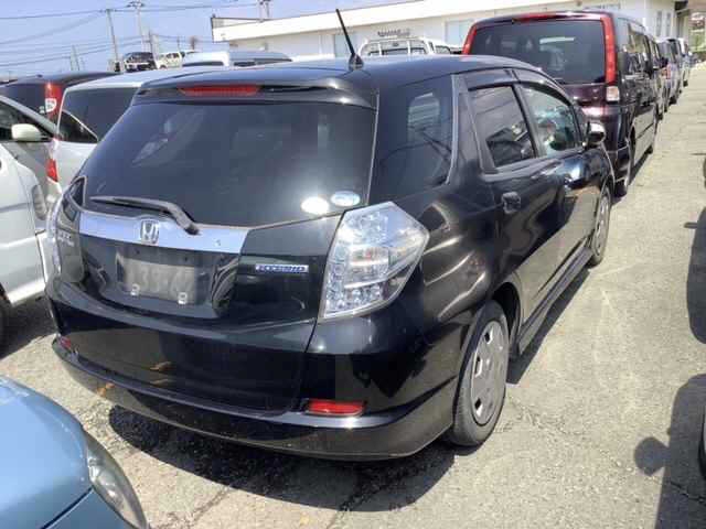 HONDA FIT SHUTTLE