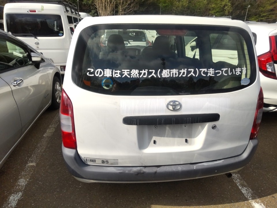 TOYOTA PROBOX