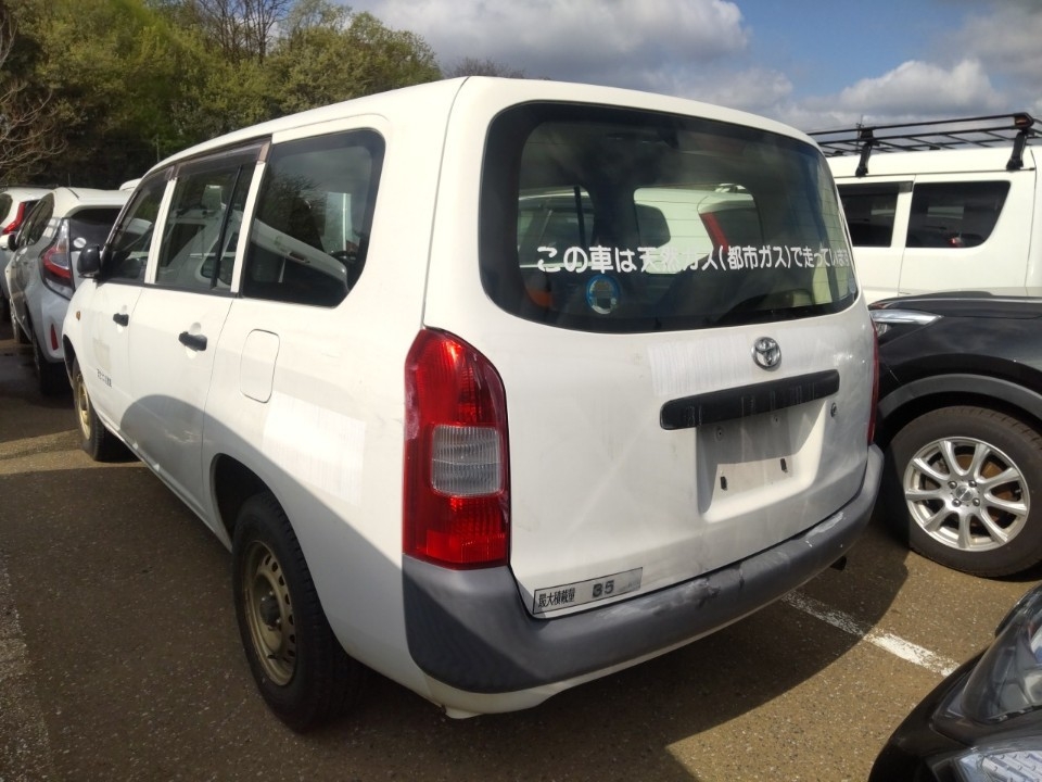 TOYOTA PROBOX
