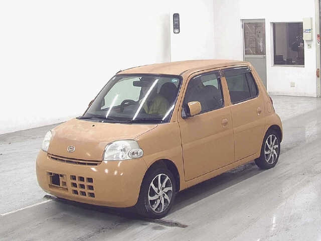 DAIHATSU ESSE