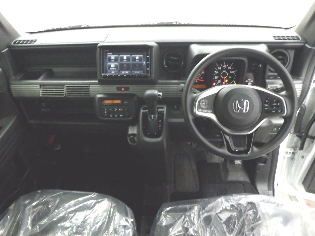 HONDA N-VAN