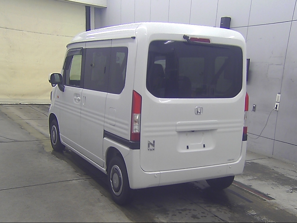HONDA N-VAN
