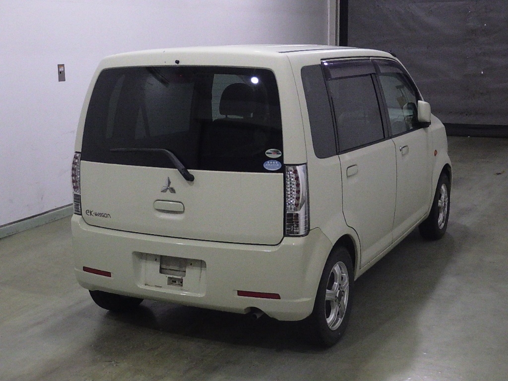 MITSUBISHI EK WAGON