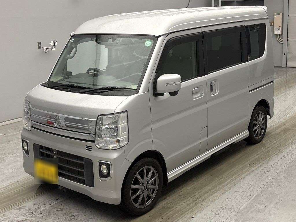 NISSAN NV100 CLIPPER