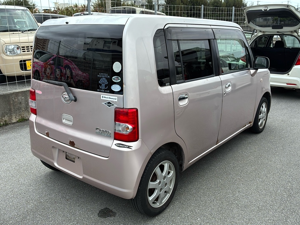 DAIHATSU MOVE CONTE