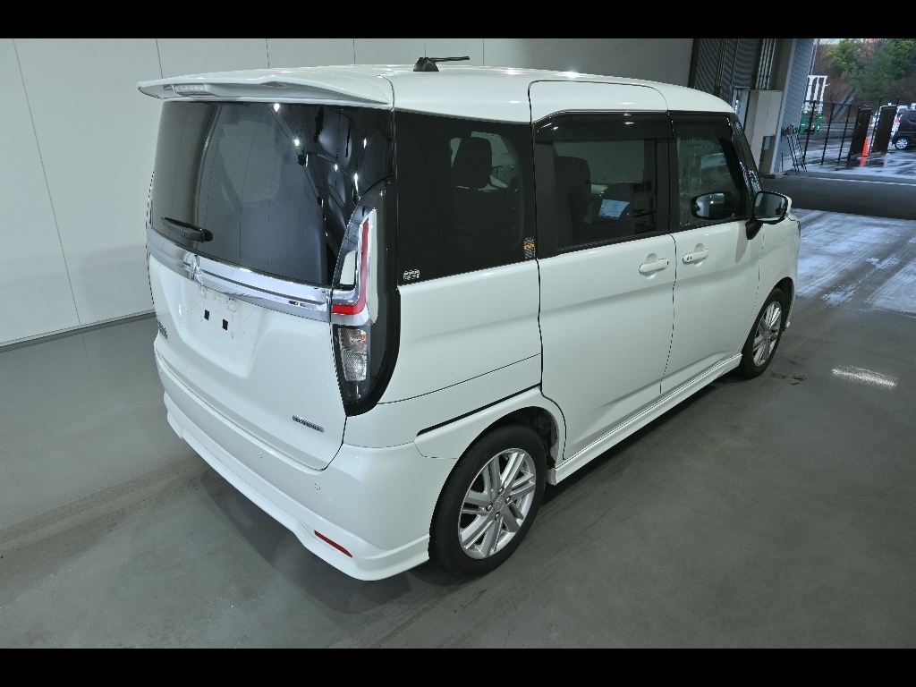 MITSUBISHI DELICA D:2