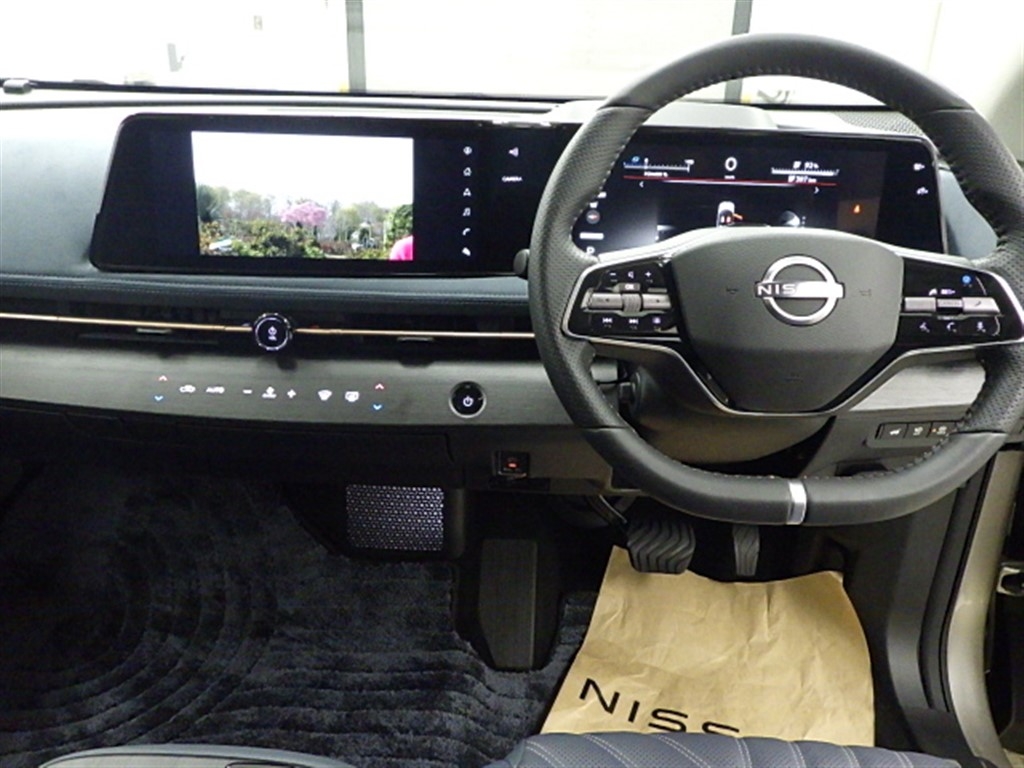 NISSAN ARIYA