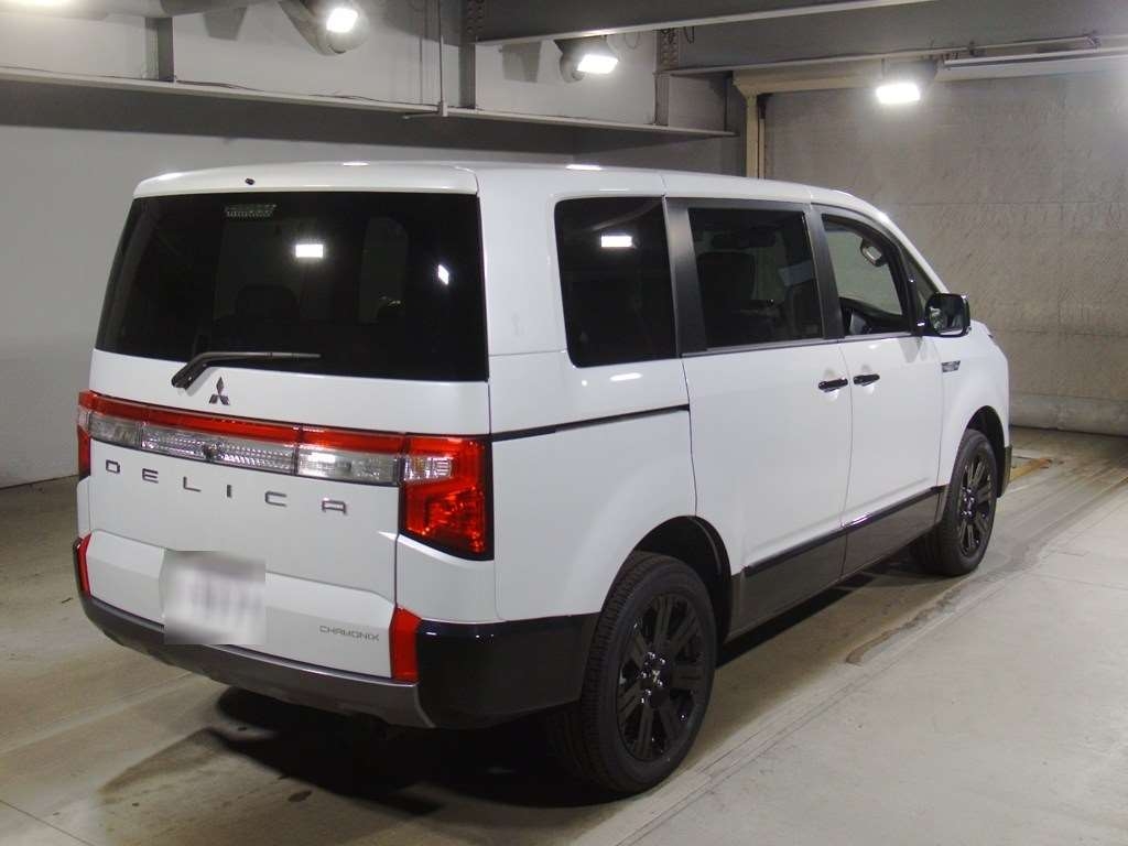 MITSUBISHI DELICA D:5