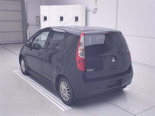 MITSUBISHI COLT