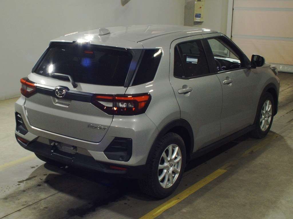 DAIHATSU ROCKY