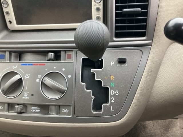 TOYOTA RAUM