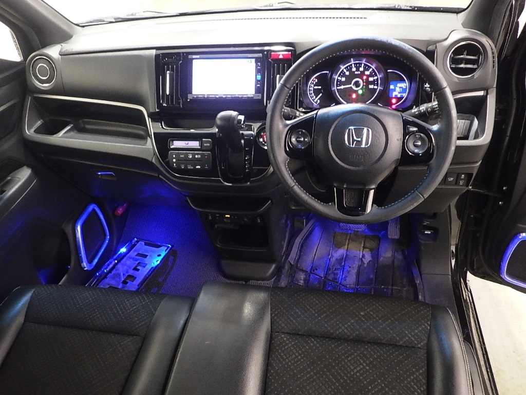 HONDA N-WGN