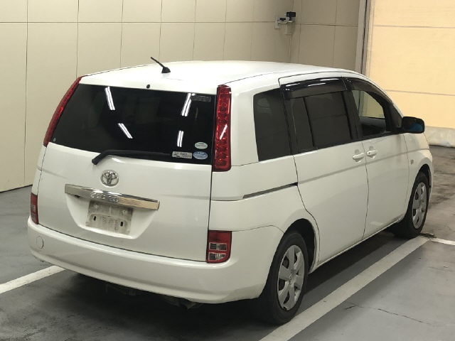 TOYOTA ISIS