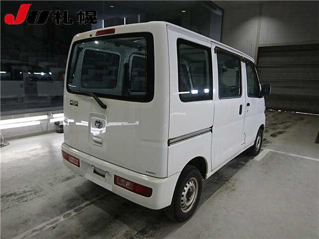 TOYOTA PIXIS VAN