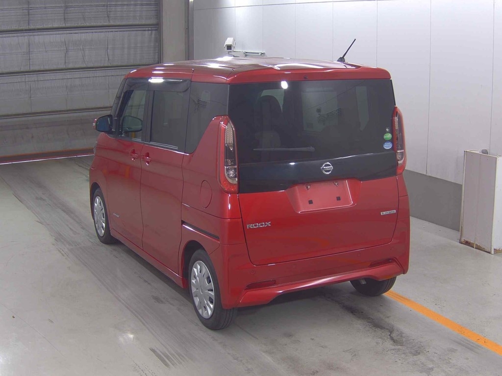 NISSAN ROOX