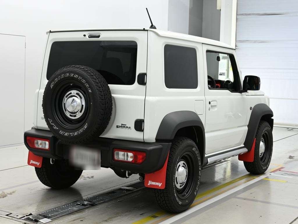 SUZUKI JIMNY SIERRA
