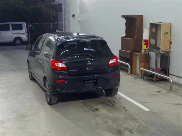 MITSUBISHI MIRAGE