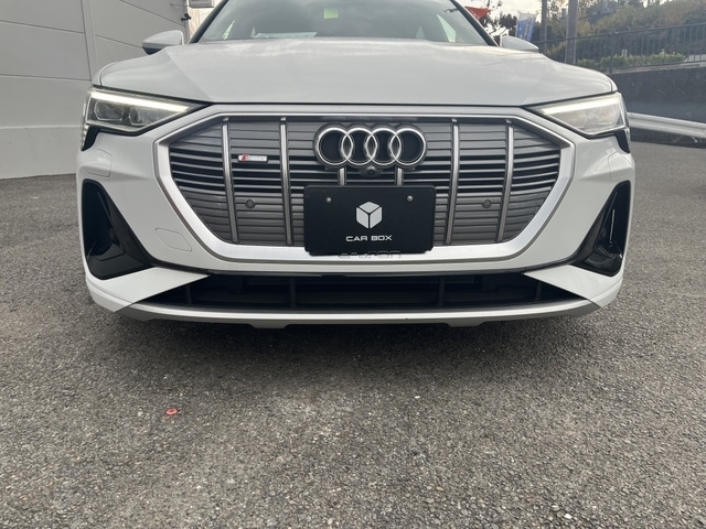 AUDI E-TRON SPORTBACK