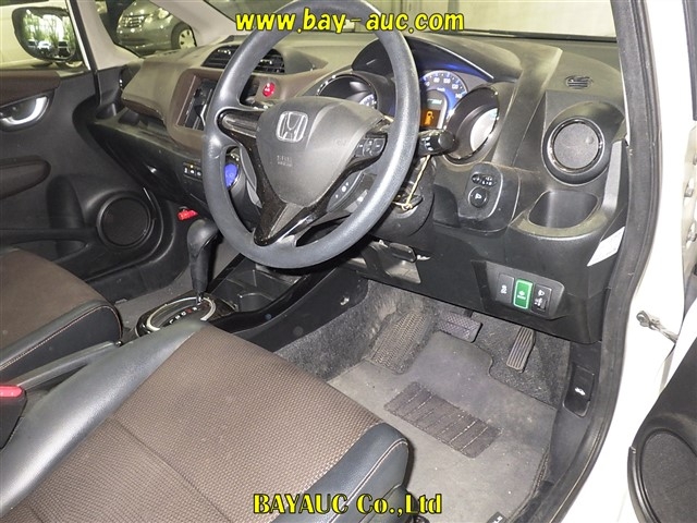 HONDA FIT SHUTTLE