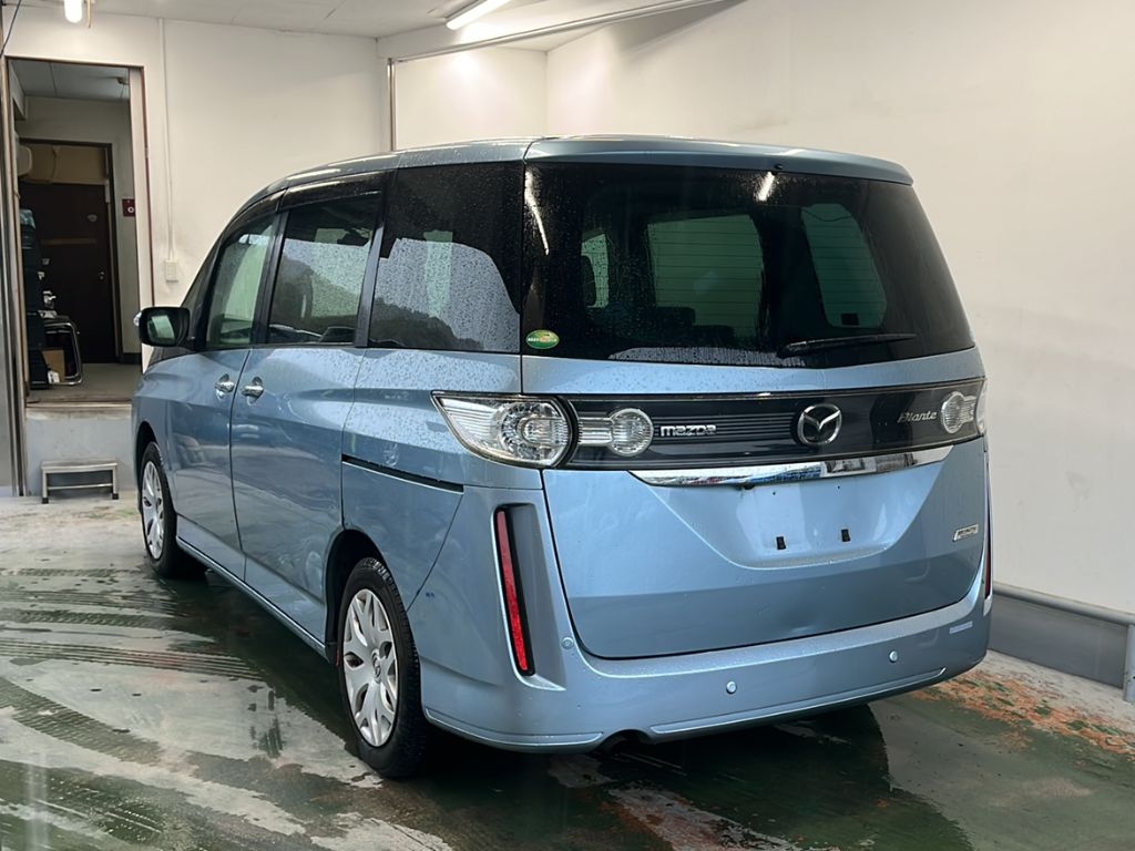 MAZDA BIANTE