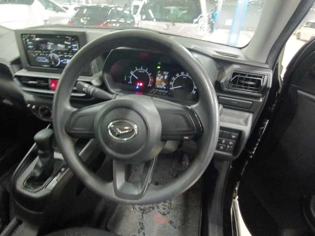 DAIHATSU ROCKY