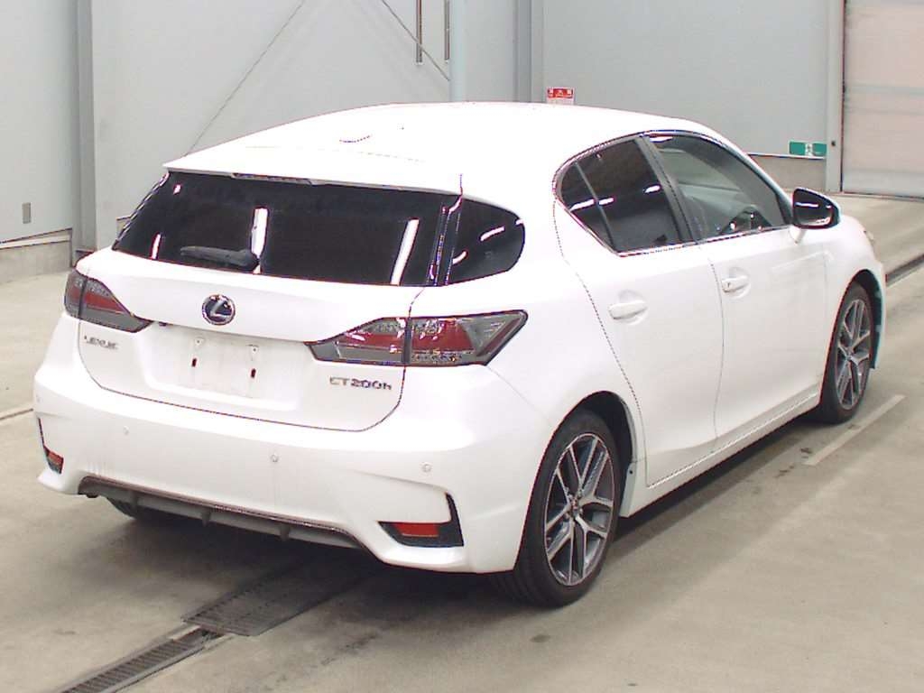 LEXUS CT200H