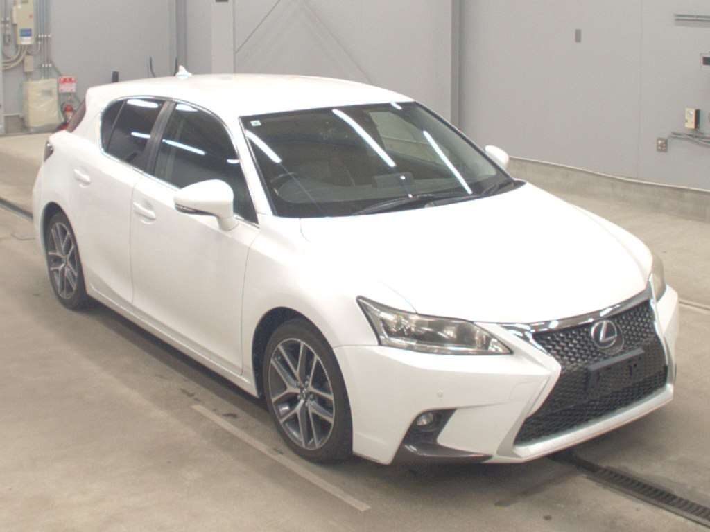 LEXUS CT200H