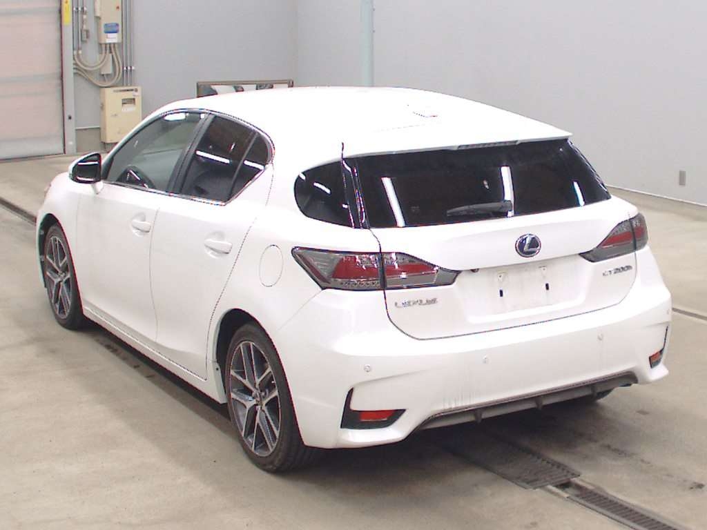 LEXUS CT200H