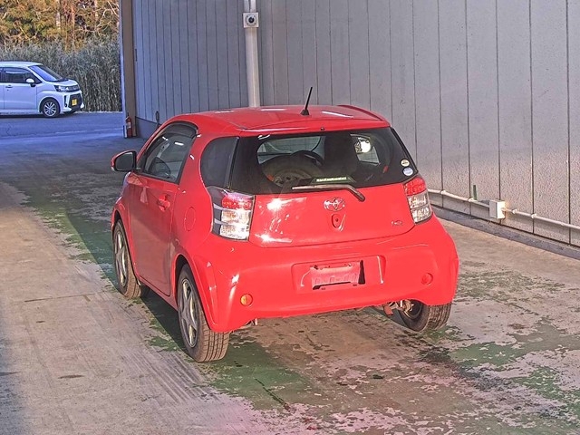 TOYOTA IQ