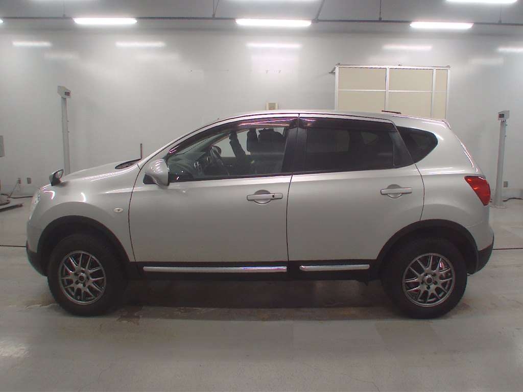 NISSAN DUALIS