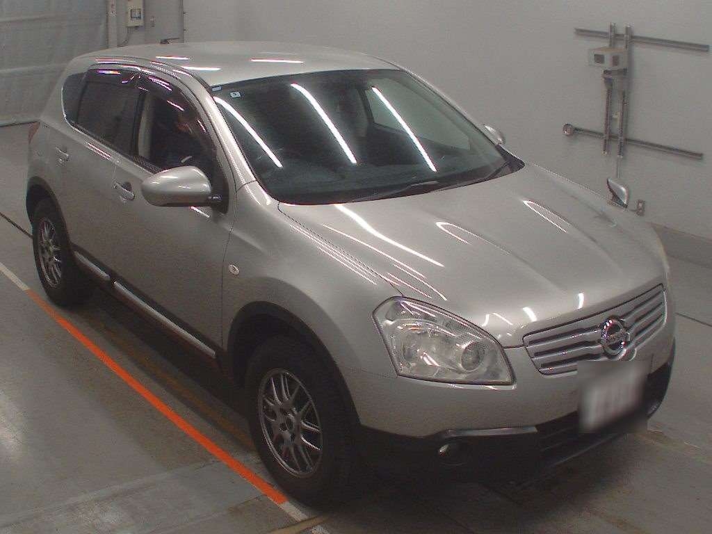 NISSAN DUALIS