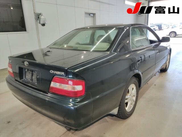 TOYOTA CHASER