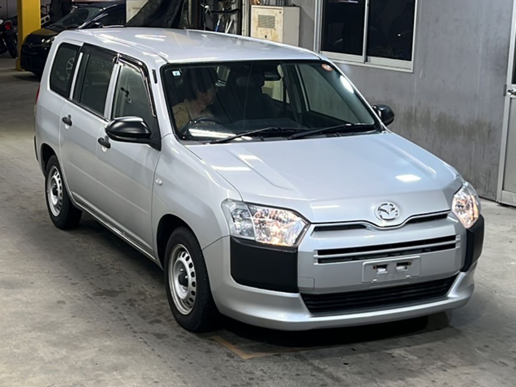 MAZDA FAMILIA
