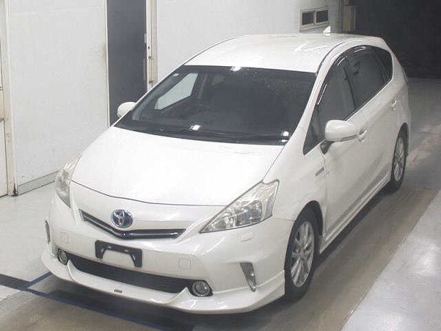 TOYOTA PRIUS ALPHA