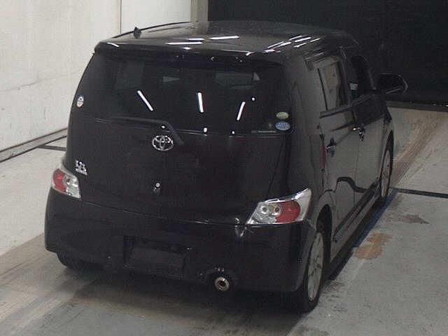 TOYOTA BB
