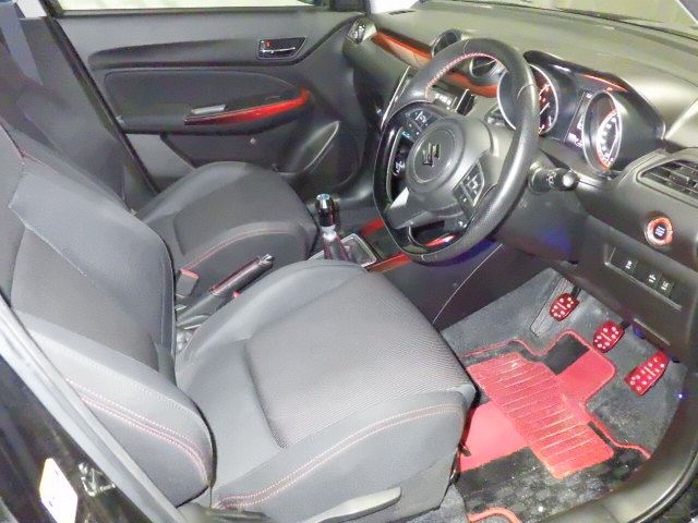 SUZUKI SWIFT